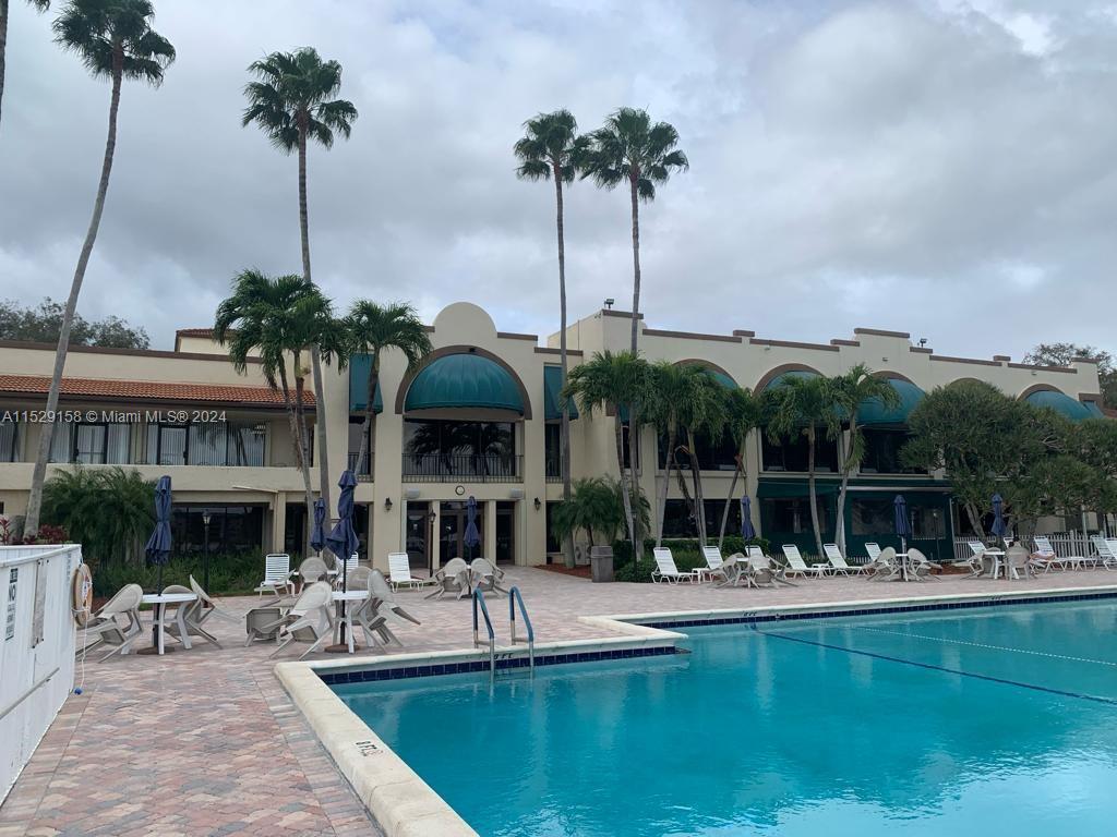 LIVE OAK CONDO ELEVEN - Residential Lease