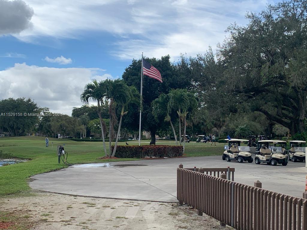 LIVE OAK CONDO ELEVEN - Residential Lease