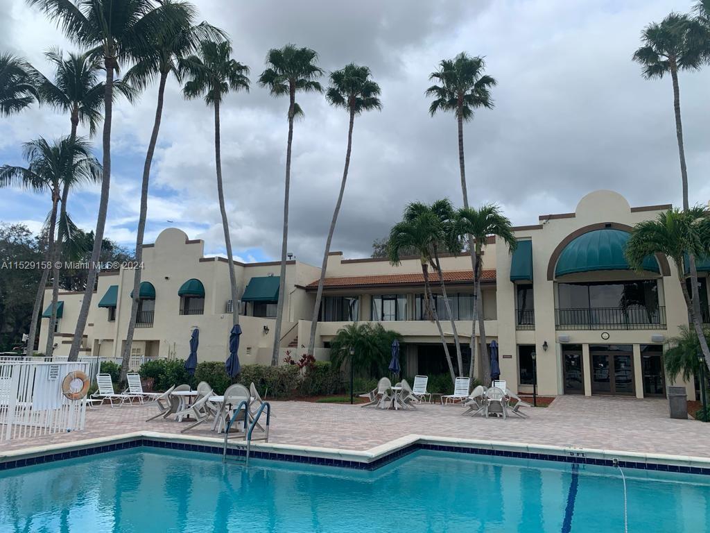 LIVE OAK CONDO ELEVEN - Residential Lease