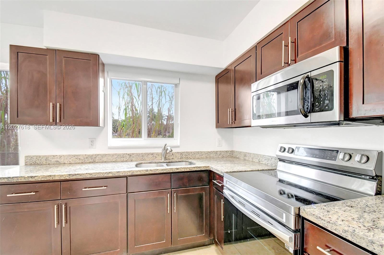 407 SE 9th Court 1