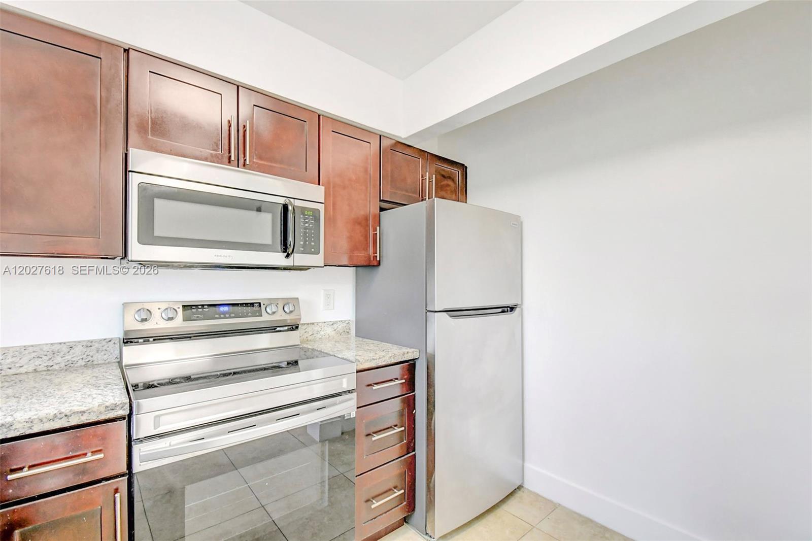 407 SE 9th Court 1