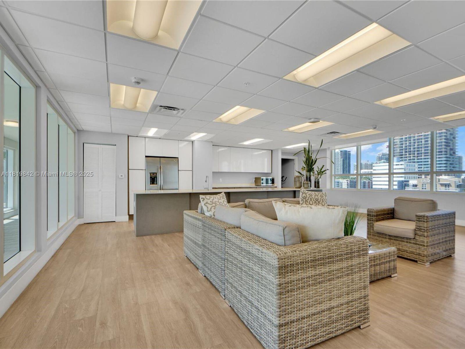 26 EDGEWATER CONDO - Residential Lease