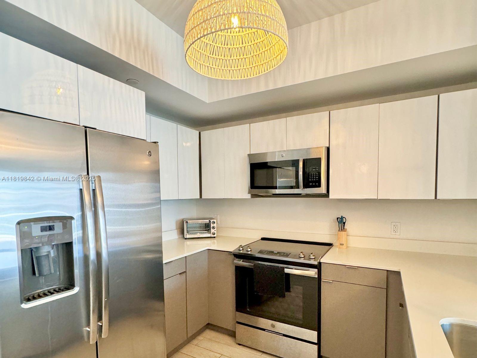 26 EDGEWATER CONDO - Residential Lease