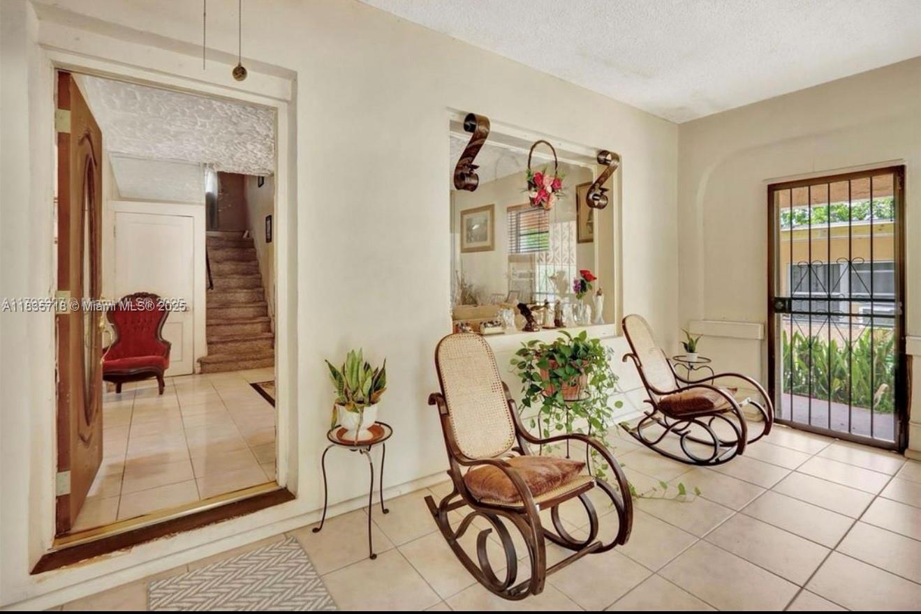 1062 NW 41st St, Miami, FL, 33127/$437,000 1 1062 NW 41st St