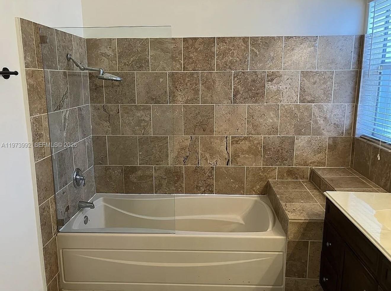 KEYS-GATE NO 1 - Residential