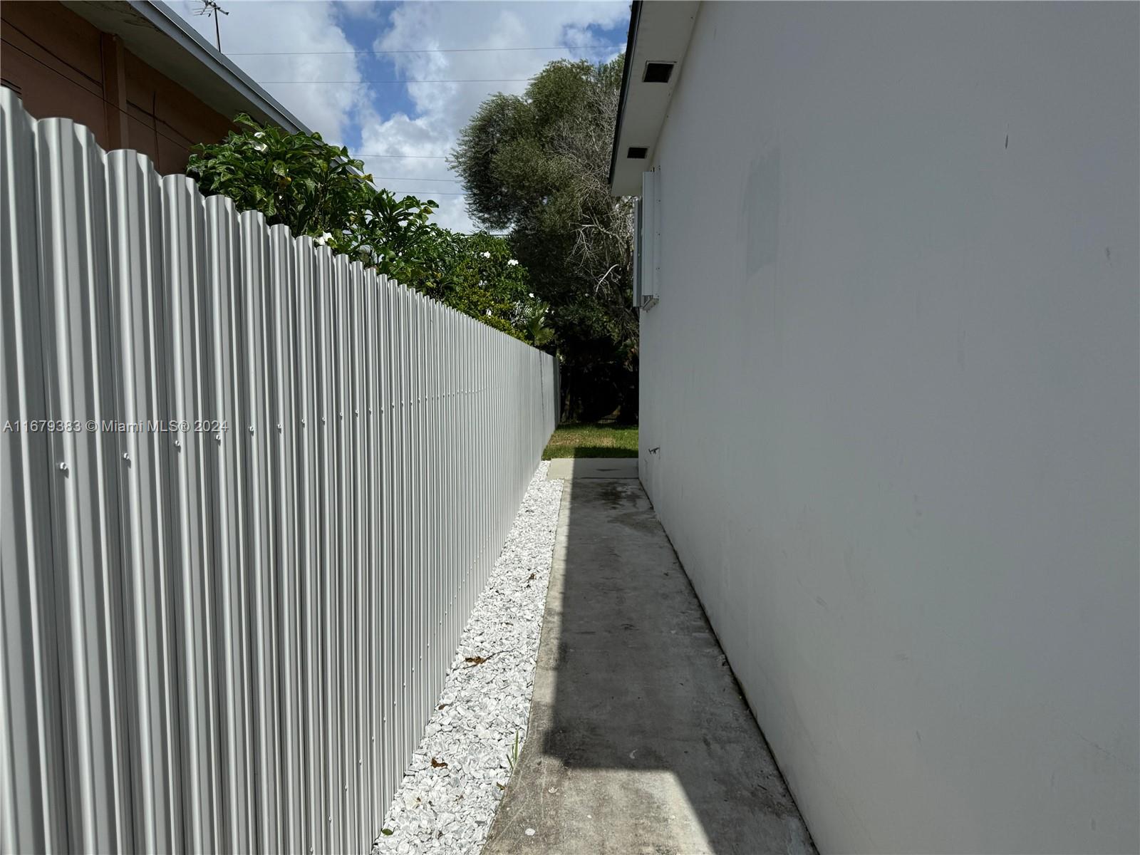 SILVER BLUFF EST-SEC A - Residential