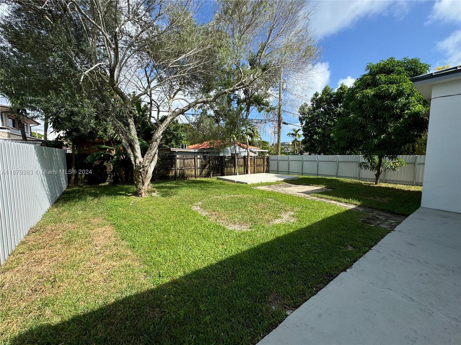 SILVER BLUFF EST-SEC A - Residential