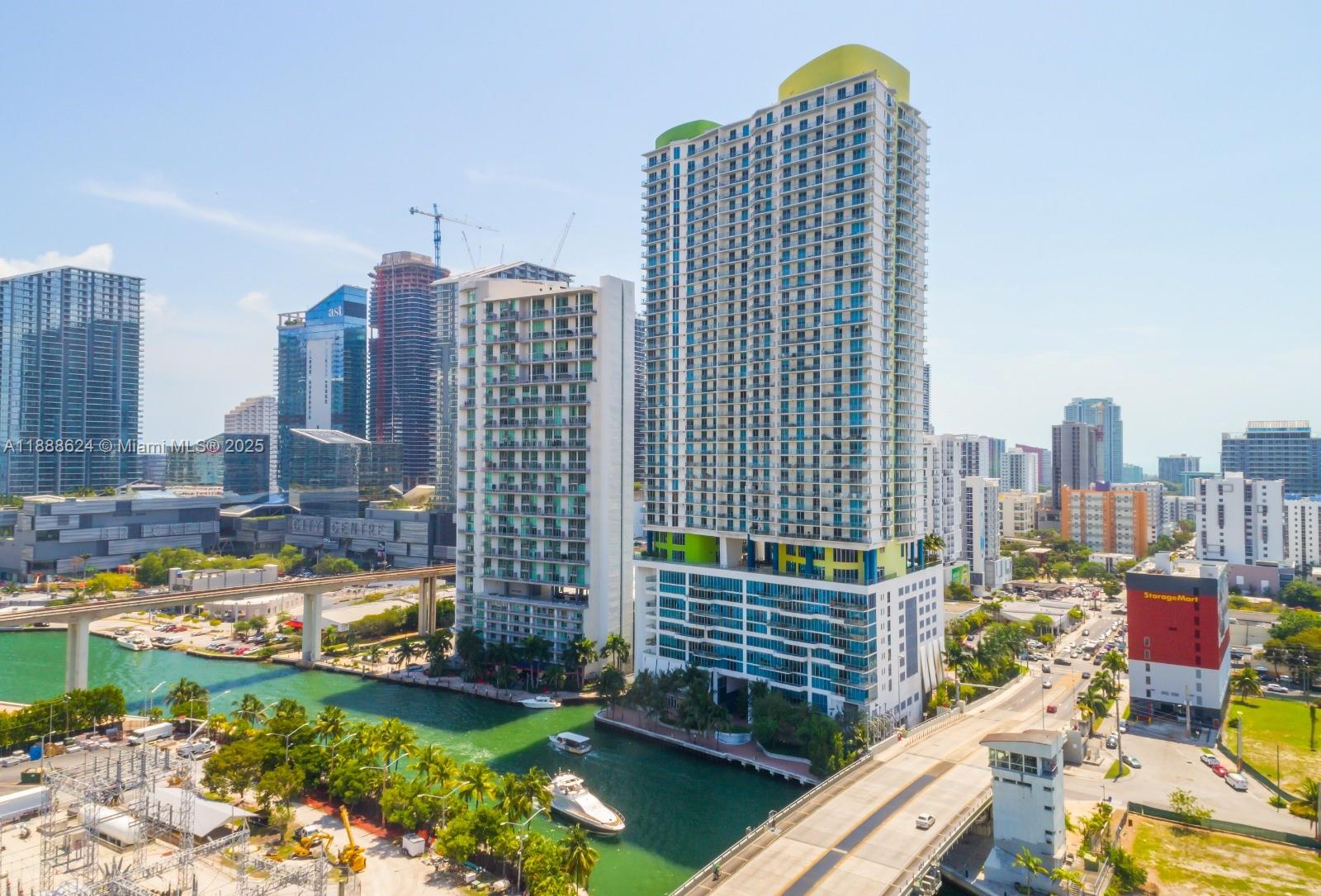 LATITUDE ON THE RIVER CON - Residential