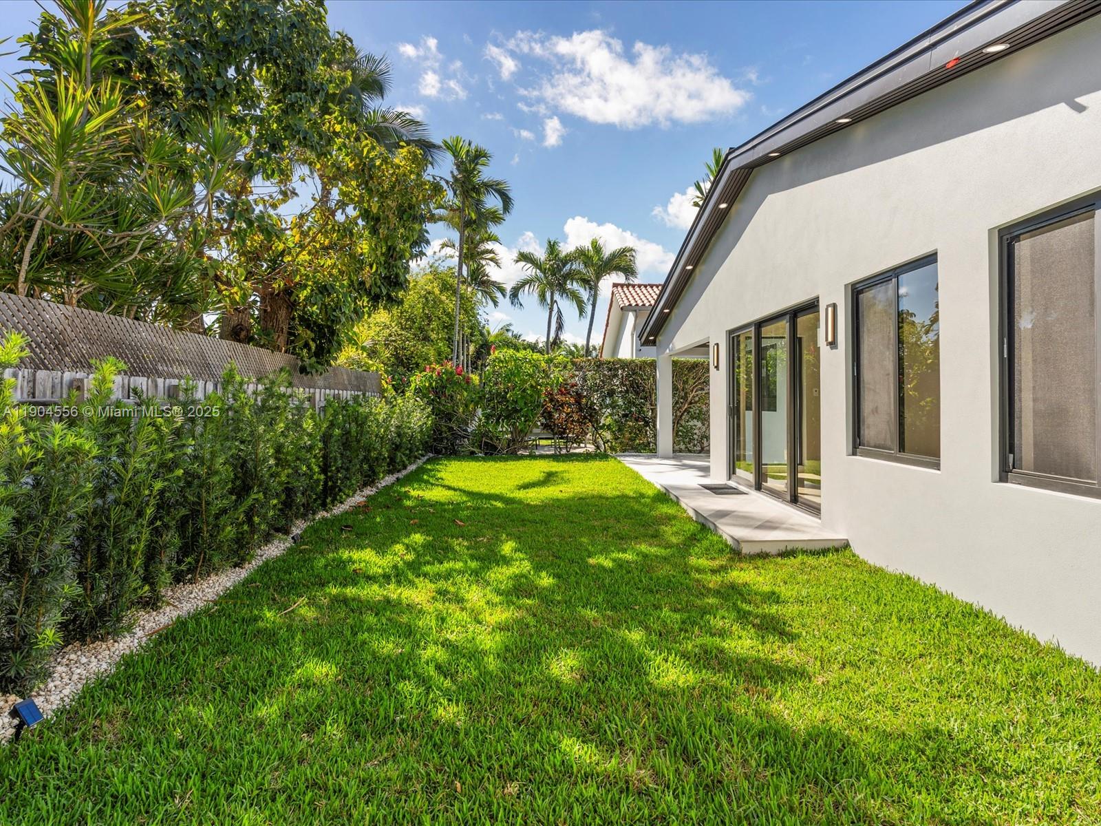 SEAWAY - Residential Lease