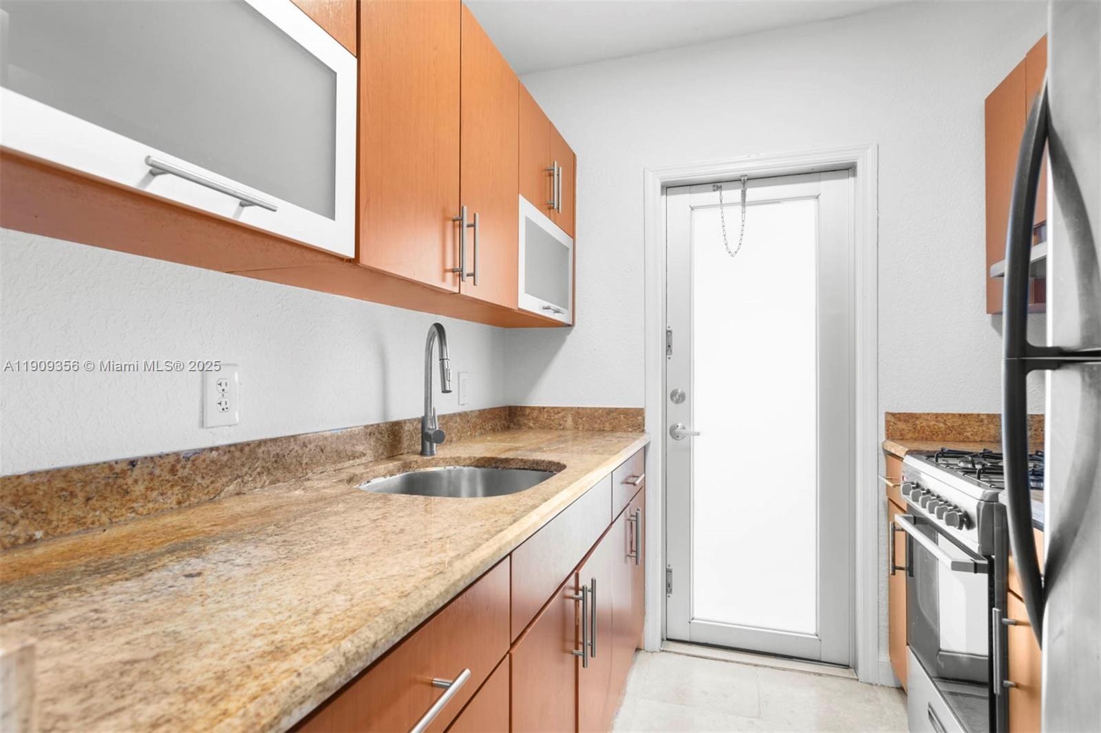 OCEAN BEACH ADDN NO 3 - Residential Lease