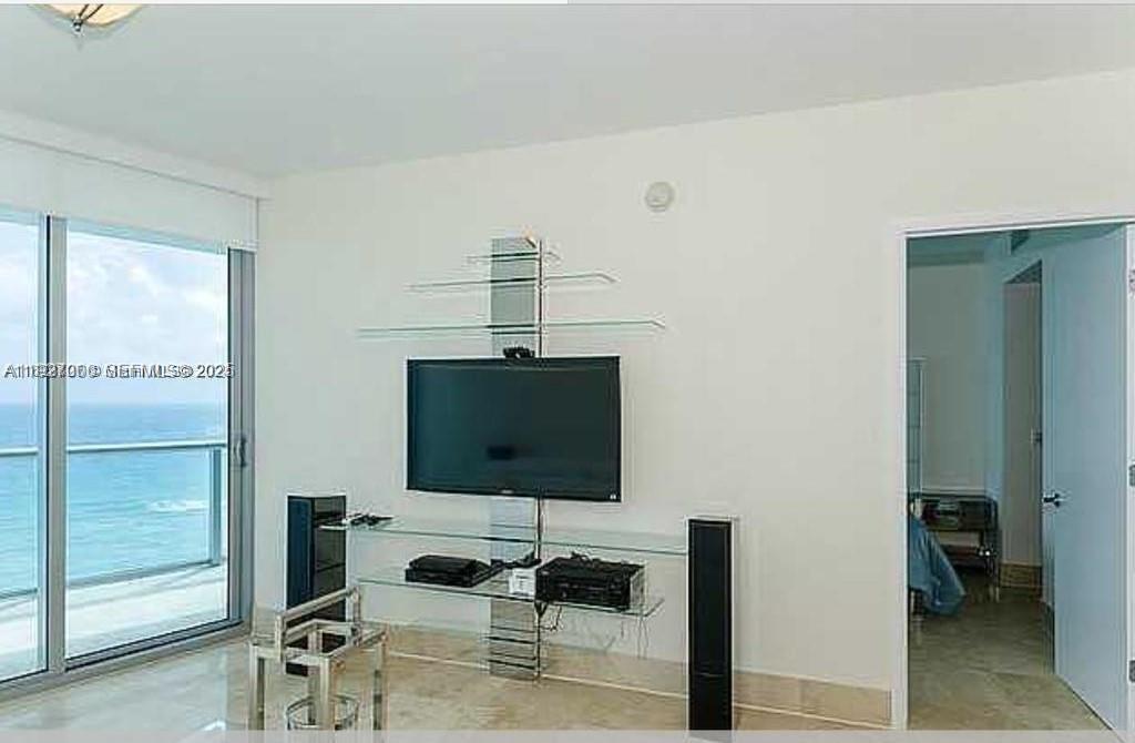 JADE BEACH CONDO - Residential Lease