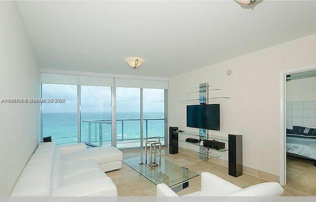 JADE BEACH CONDO - Residential Lease