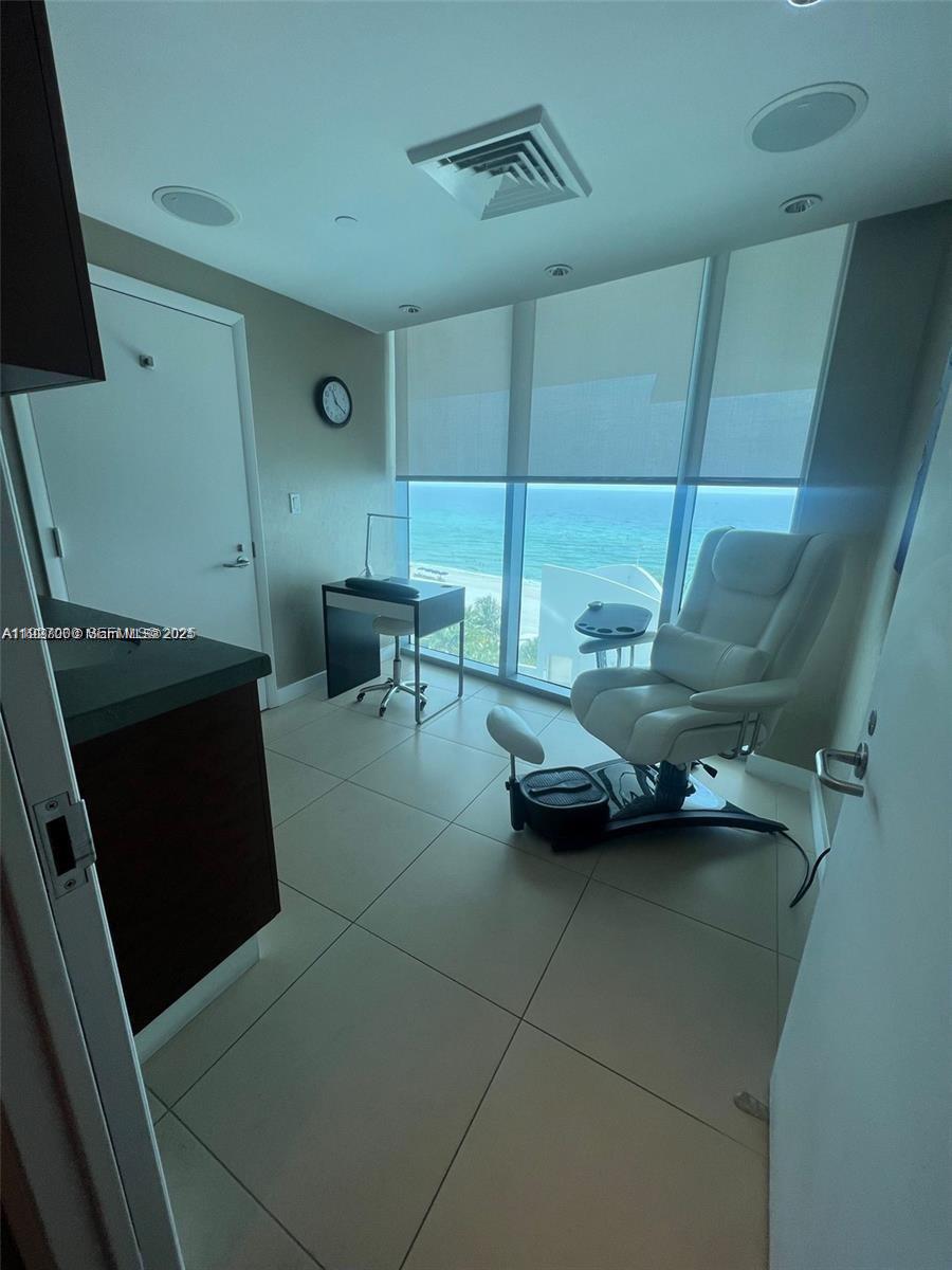 JADE BEACH CONDO - Residential Lease