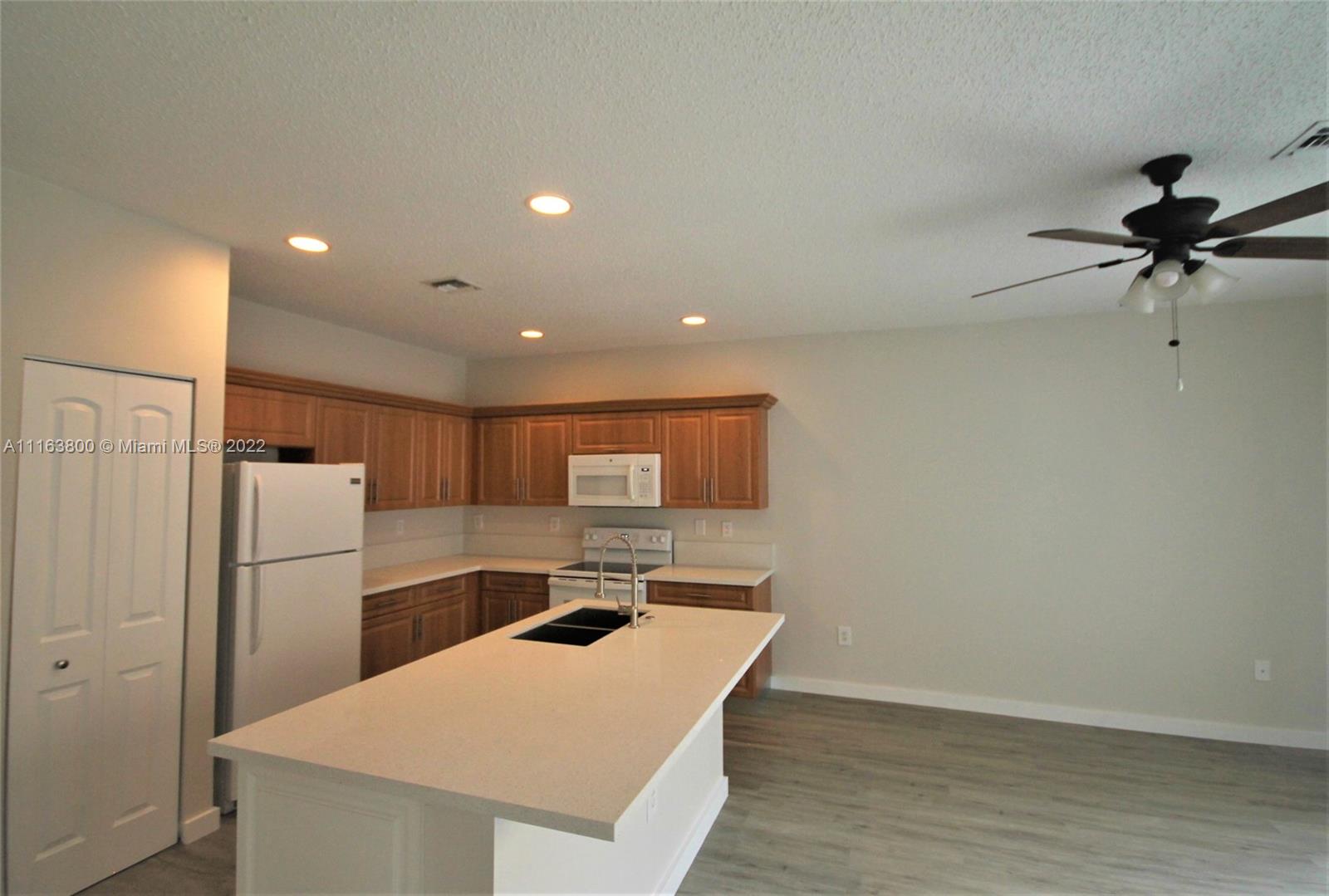 MARBELLA BAY - Residential Lease