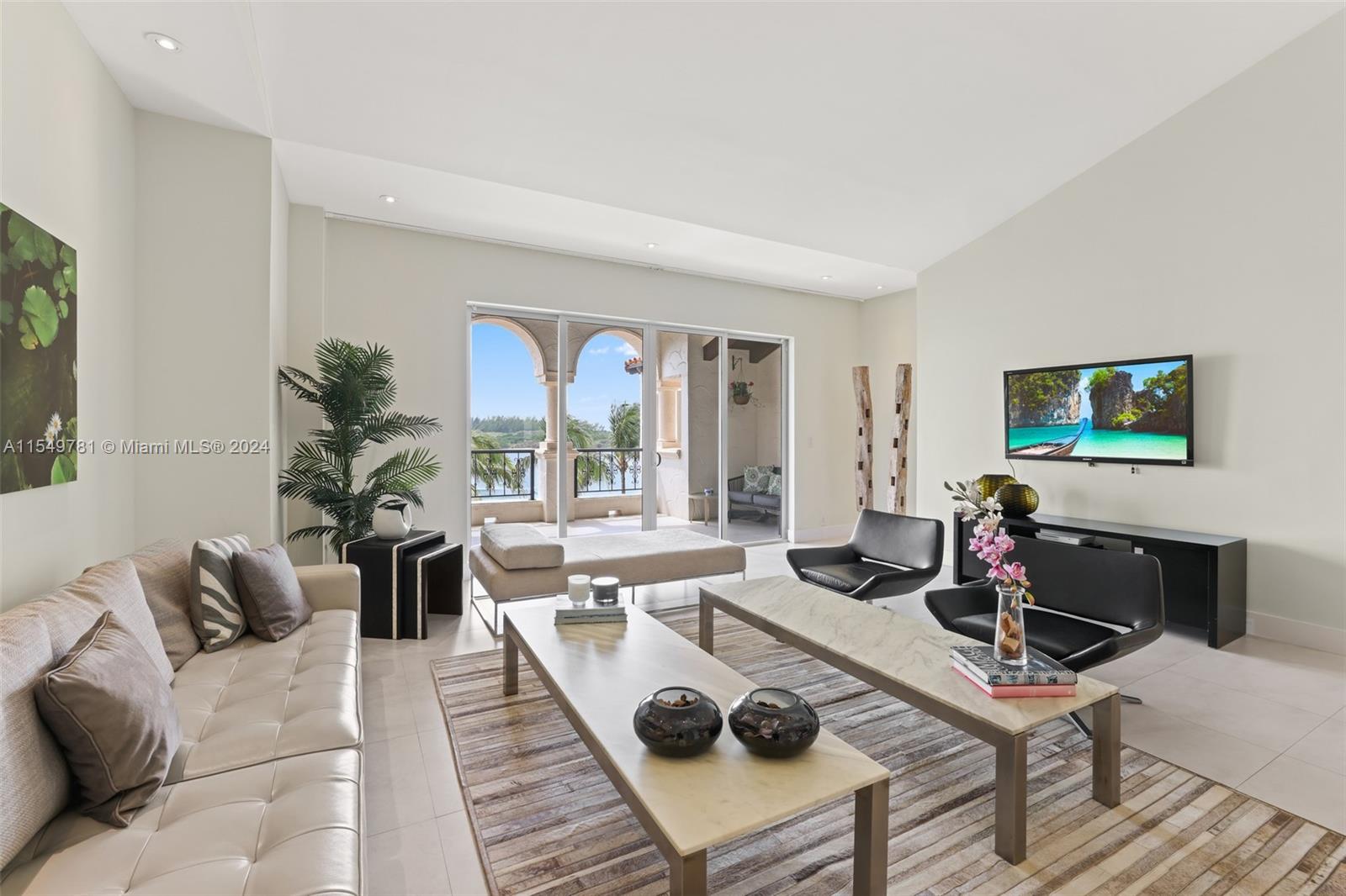 BAYSIDE VILLAGE CONDO - Residential Lease