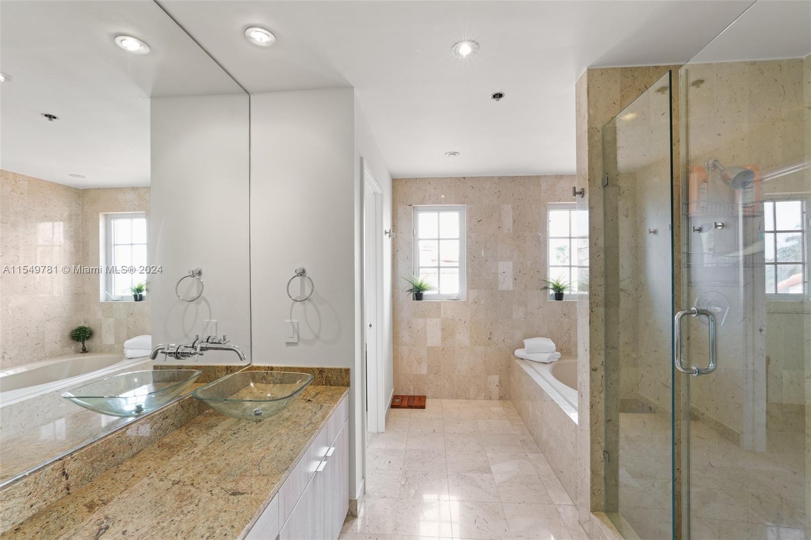 BAYSIDE VILLAGE CONDO - Residential Lease