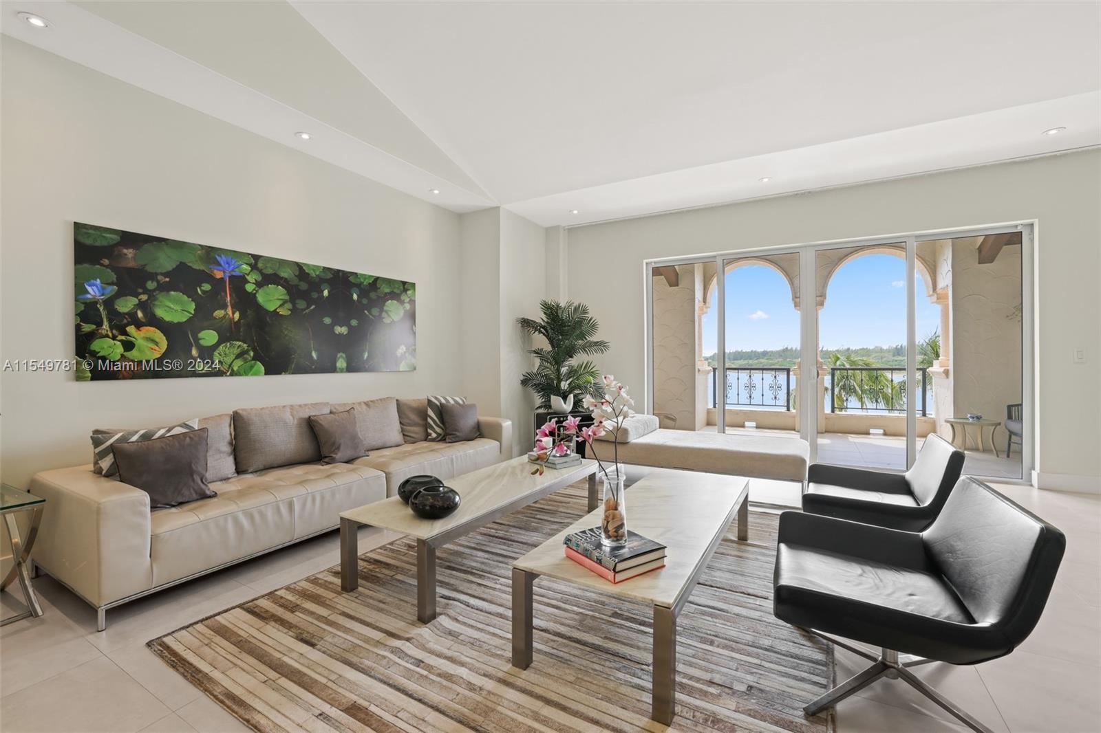 BAYSIDE VILLAGE CONDO - Residential Lease