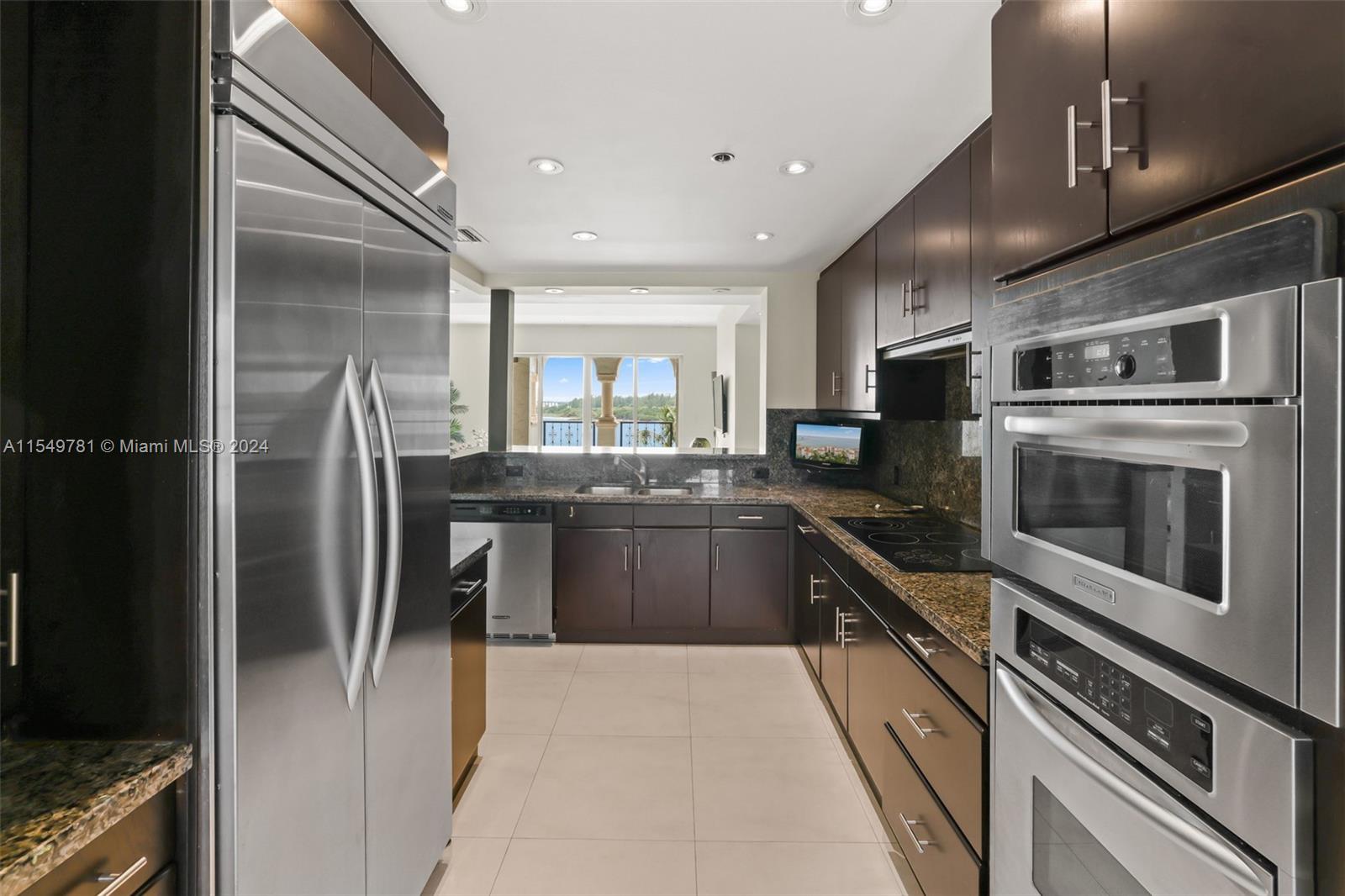 BAYSIDE VILLAGE CONDO - Residential Lease