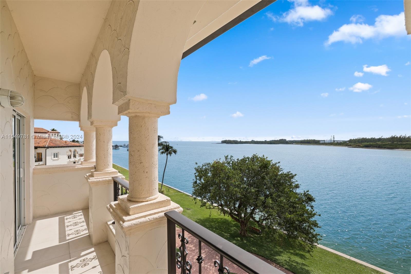 BAYSIDE VILLAGE CONDO - Residential Lease