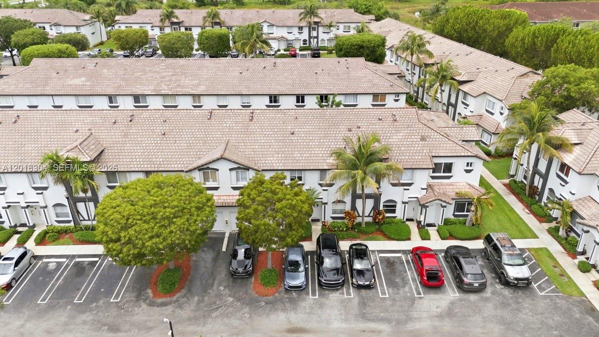 TOWNGATE CONDO ELEVEN - Residential