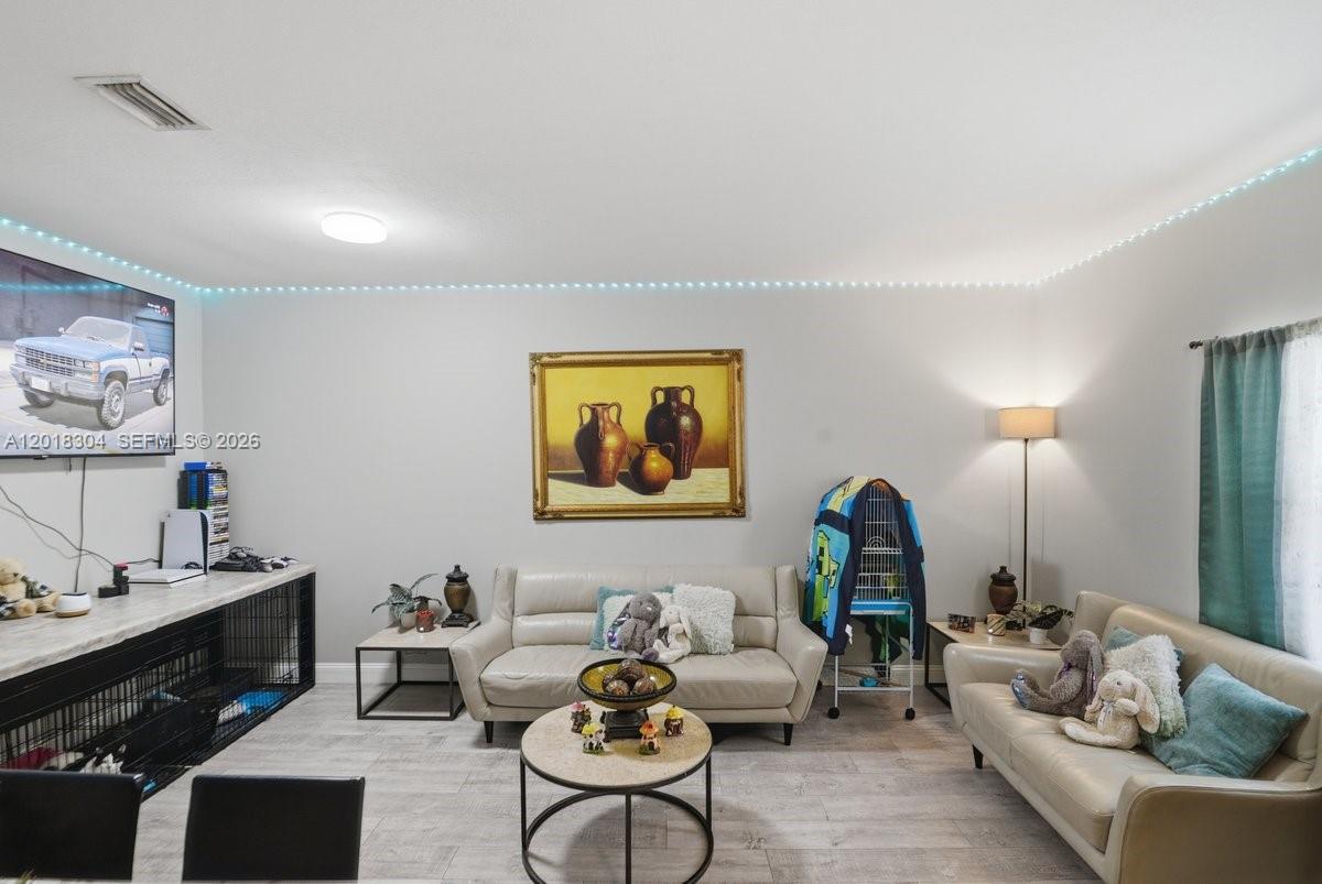 TOWNGATE CONDO ELEVEN - Residential