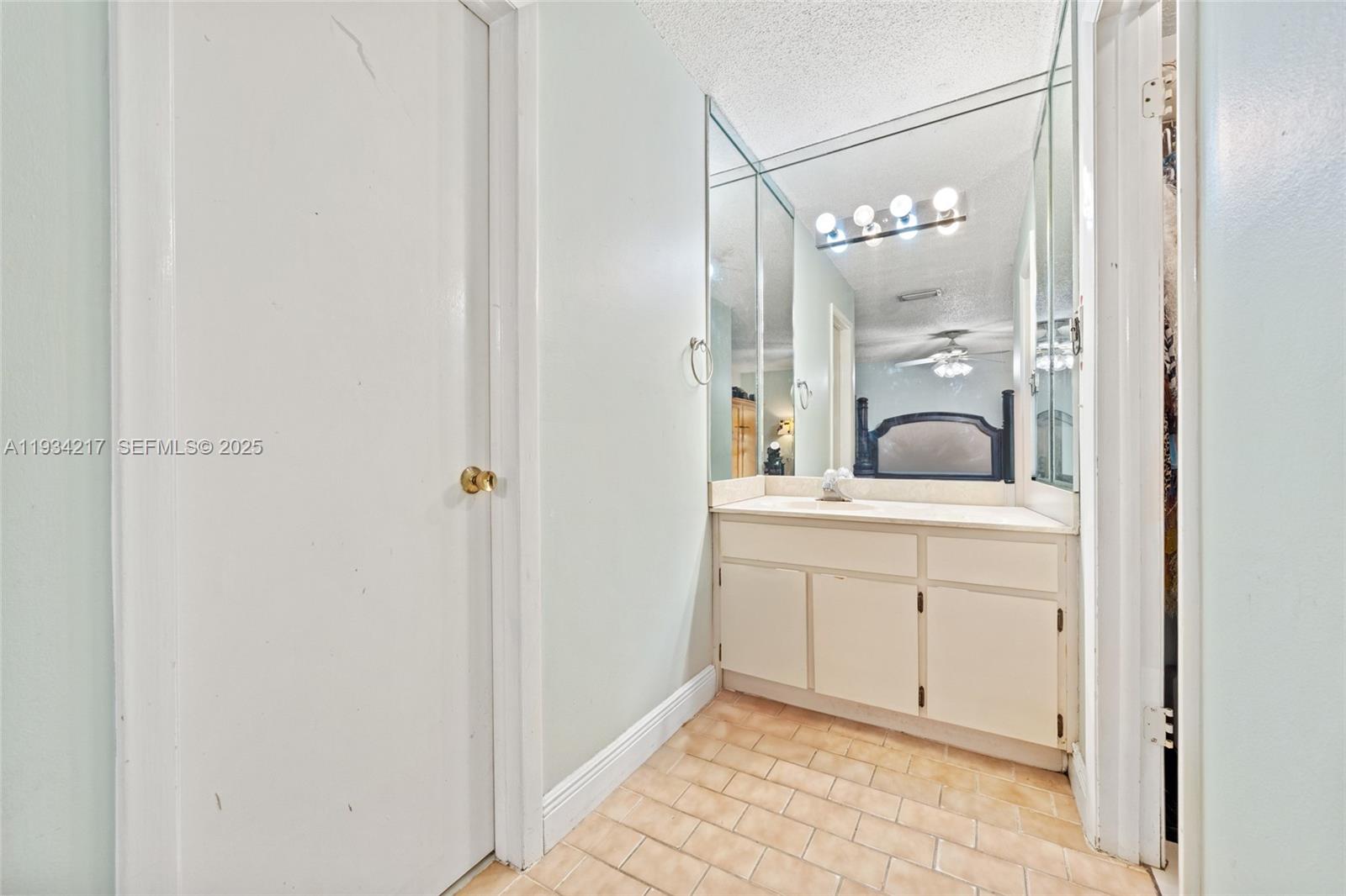 CALIFORNIA HEIGHTS - Residential