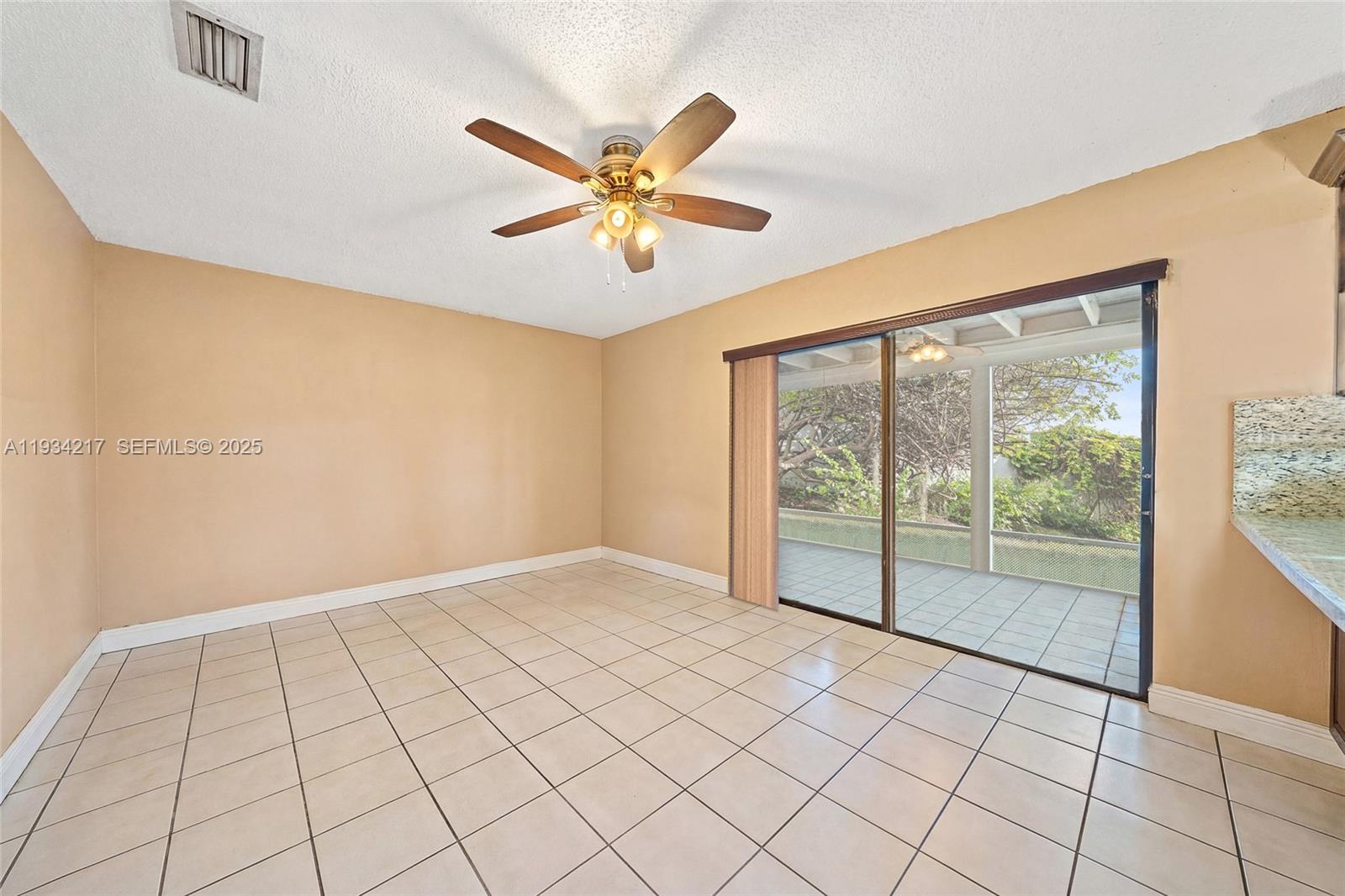 CALIFORNIA HEIGHTS - Residential