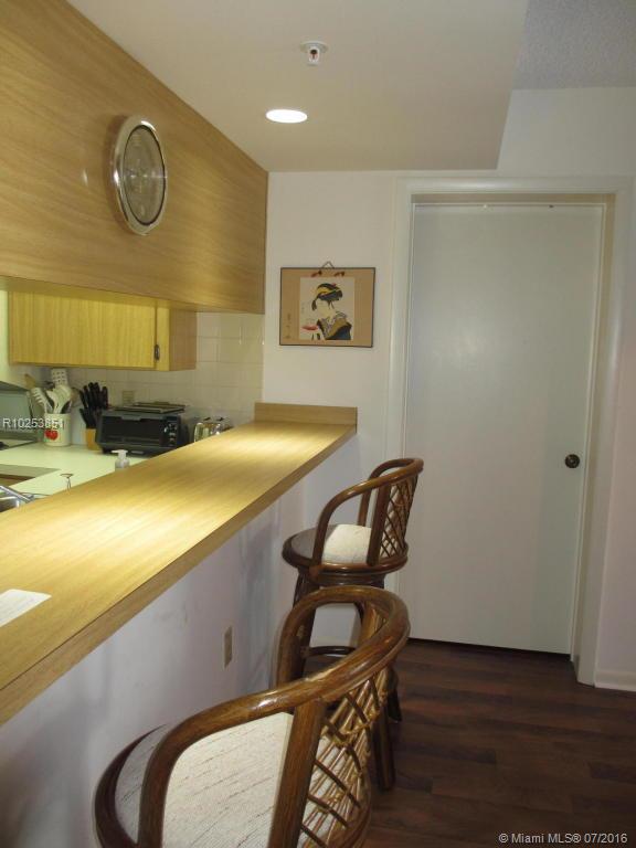 MARINA AT THE BLUFFS COND - Residential Lease