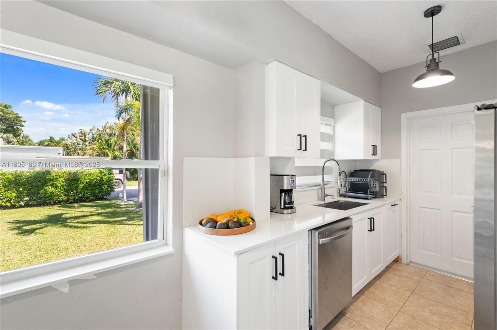 MIAMI SHORES ESTATES - Residential Lease