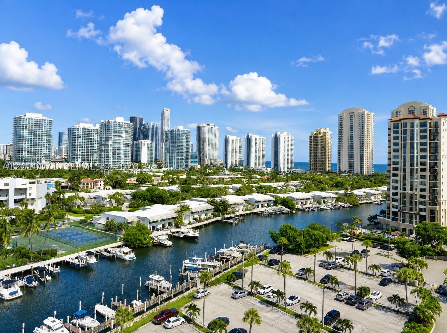 400 Kings Point Dr 1224
