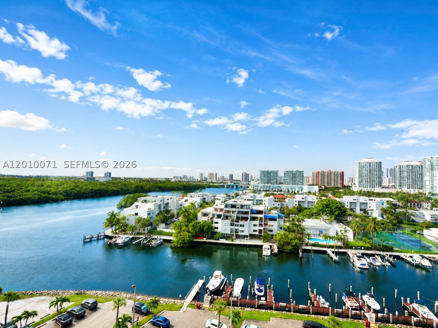 400 Kings Point Dr 1224