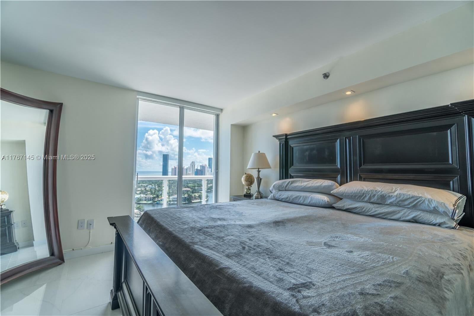 WATERVIEW CONDO - Residential Lease