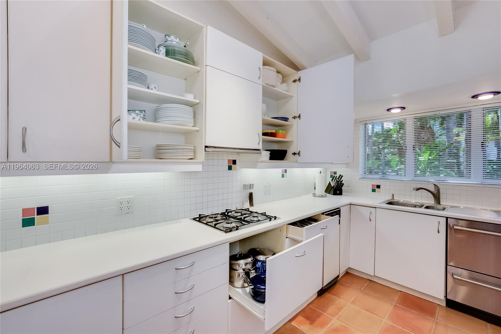 GOLDEN BEACH SEC D - Residential Lease