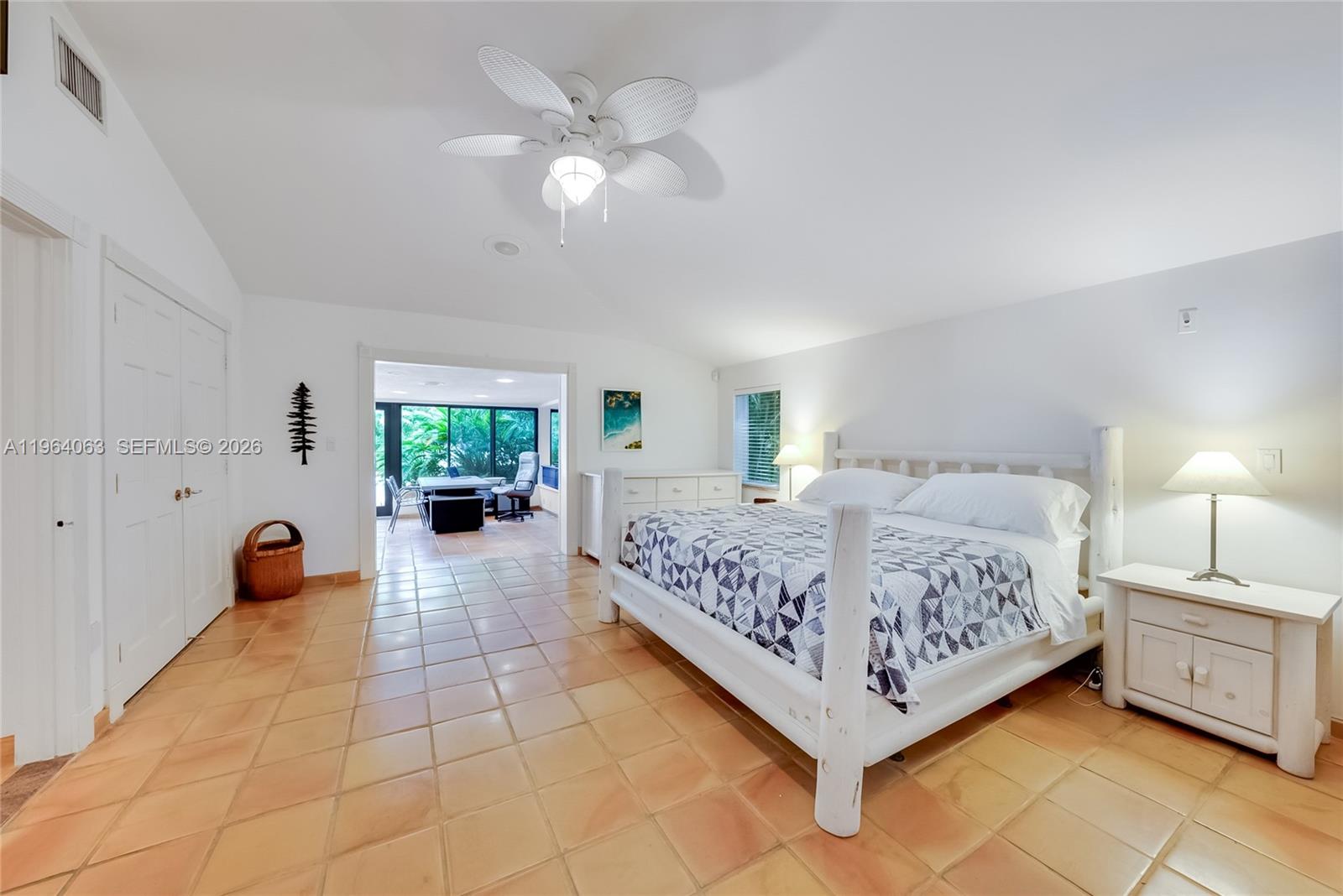 GOLDEN BEACH SEC D - Residential Lease