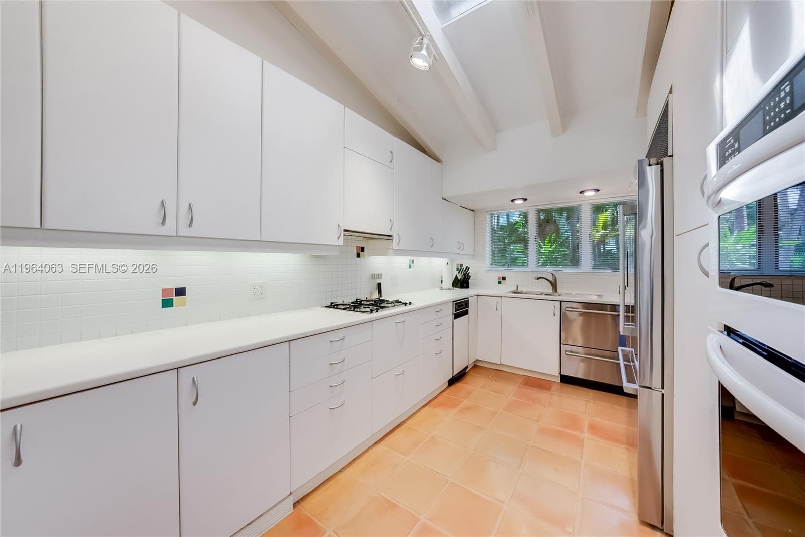 GOLDEN BEACH SEC D - Residential Lease