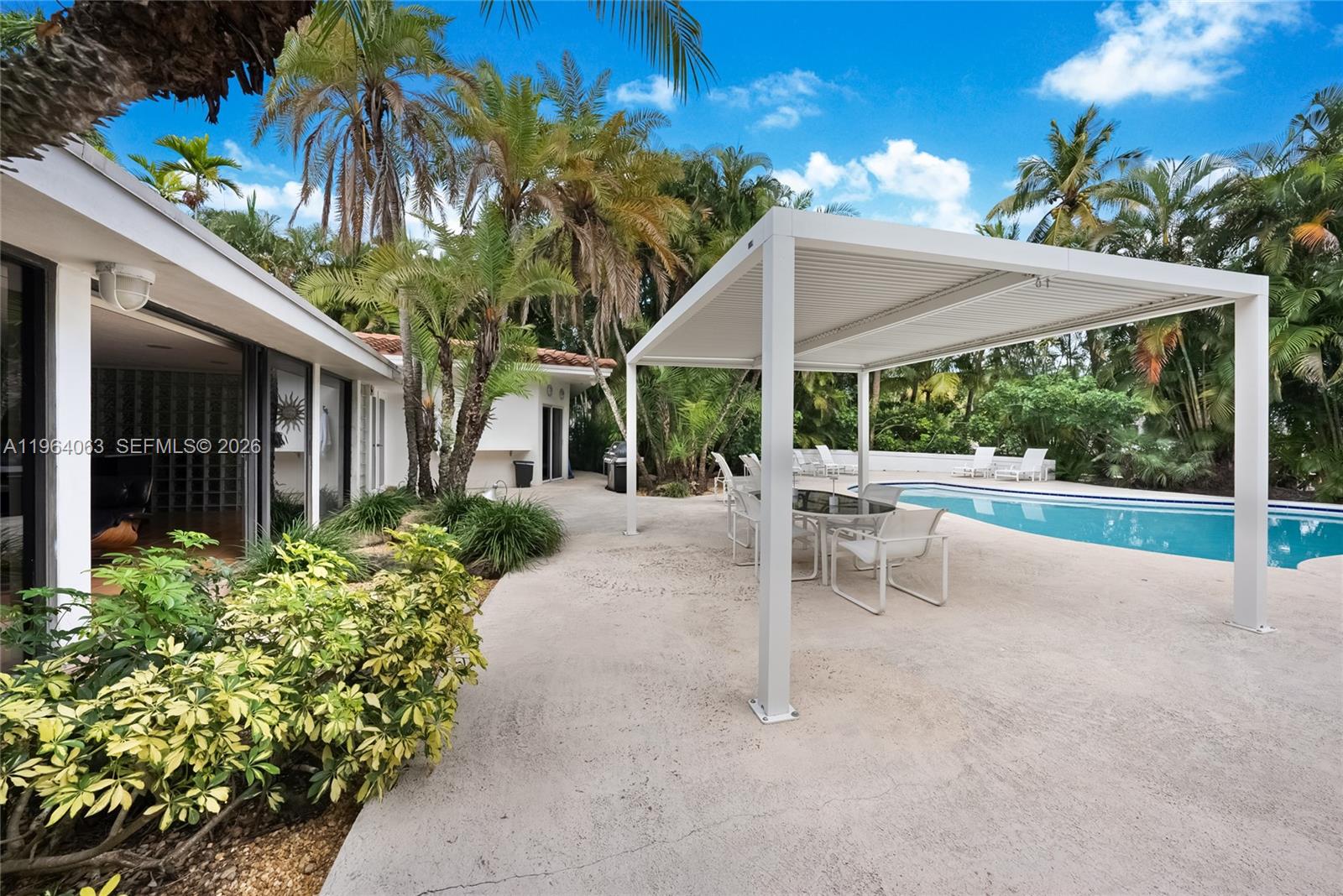 GOLDEN BEACH SEC D - Residential Lease