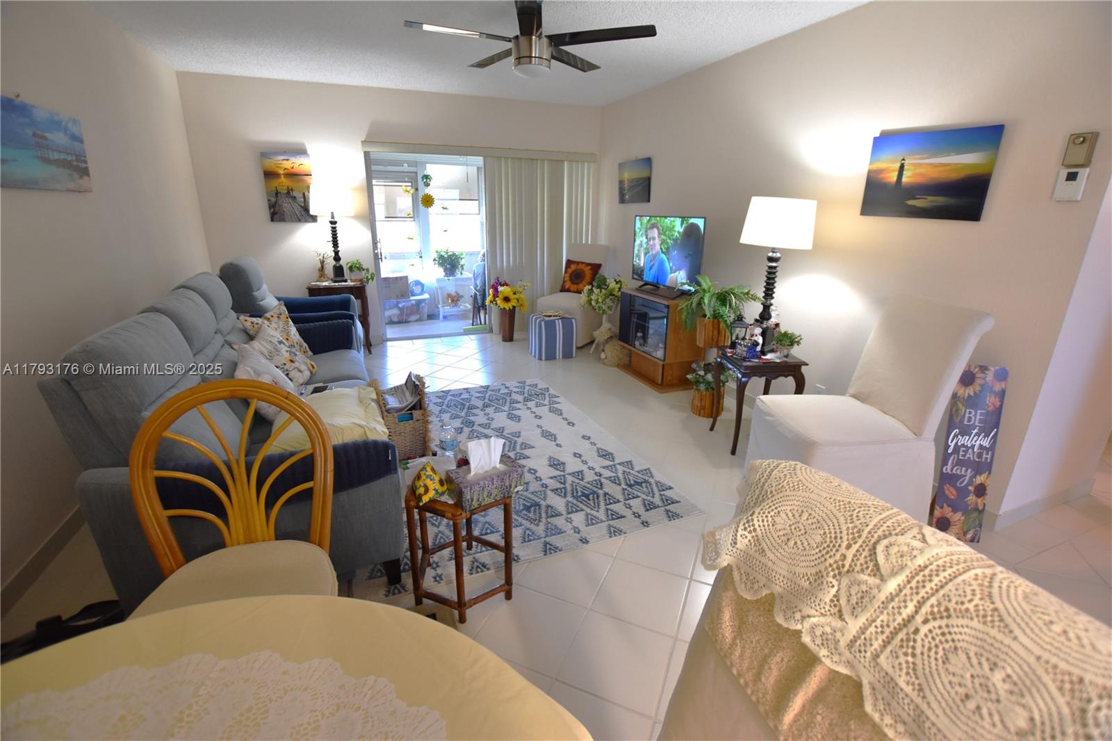 CRESTHAVEN VILLAS CONDO 3 - Residential Lease