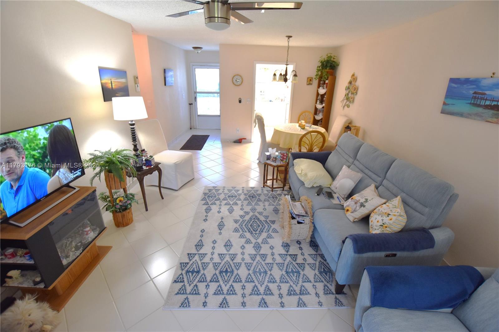 CRESTHAVEN VILLAS CONDO 3 - Residential Lease