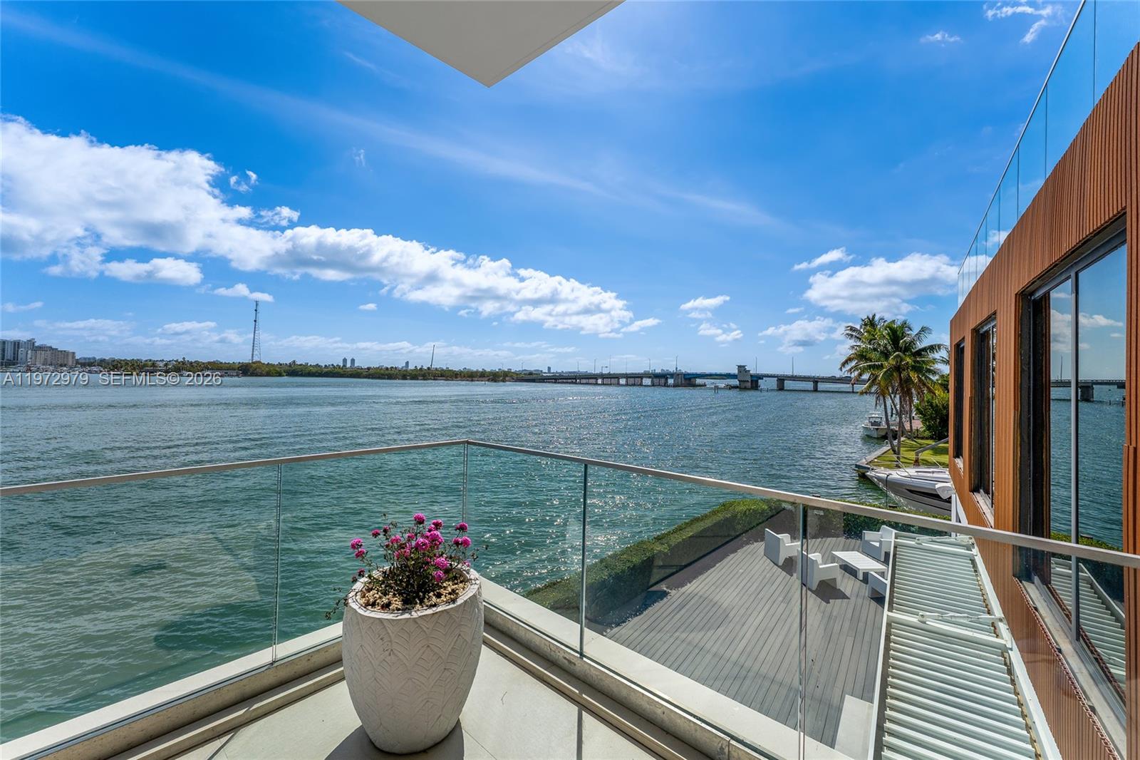 BAY CREST SEC 3 - Residential