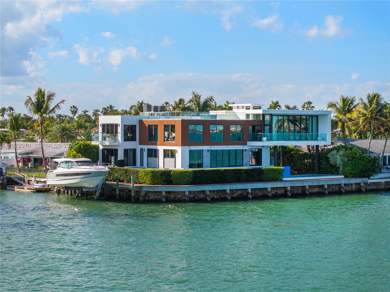 BAY CREST SEC 3 - Residential