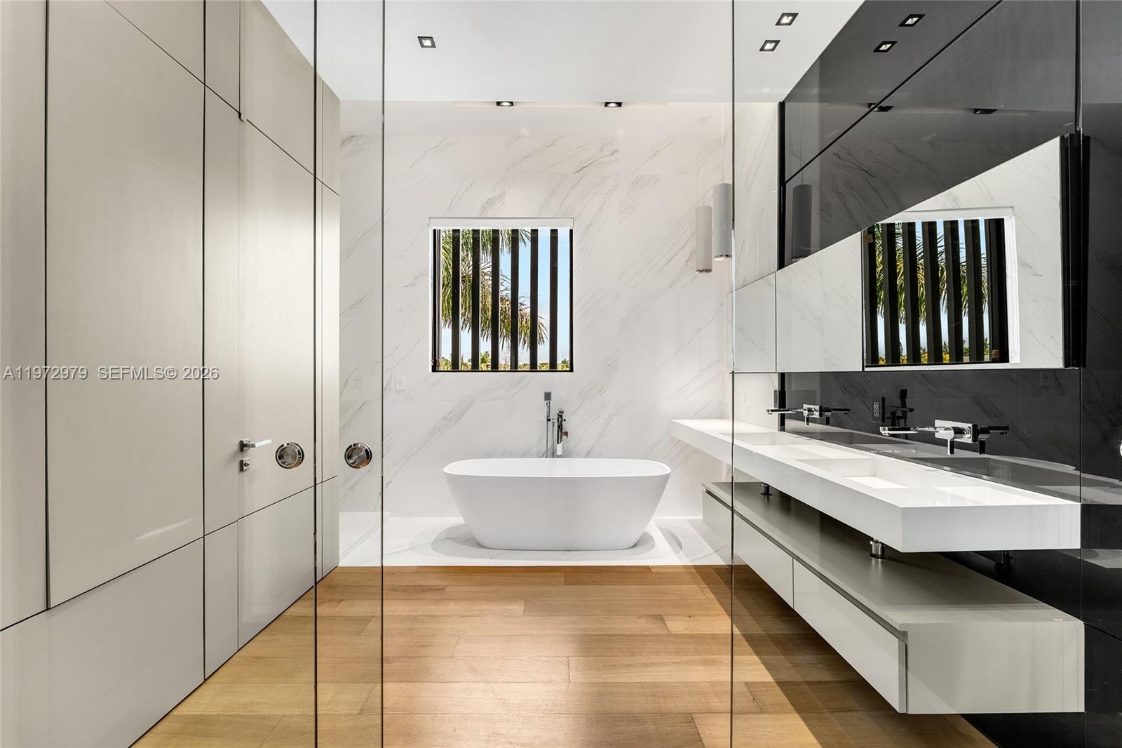 BAY CREST SEC 3 - Residential