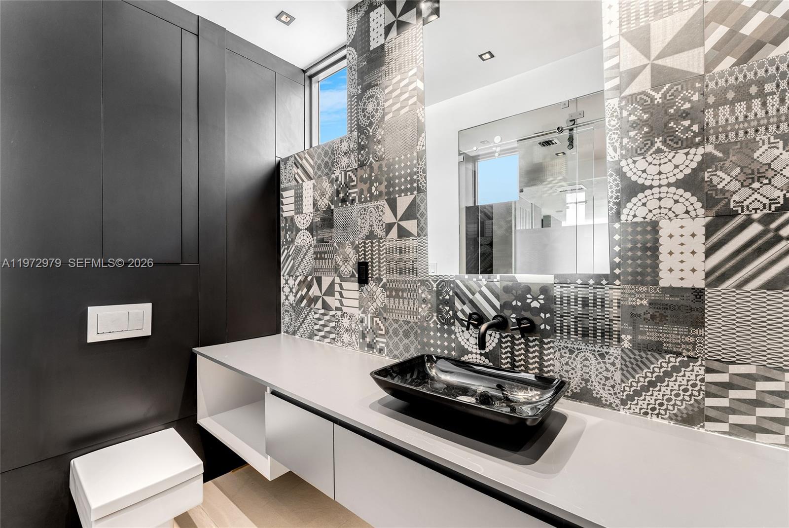 BAY CREST SEC 3 - Residential