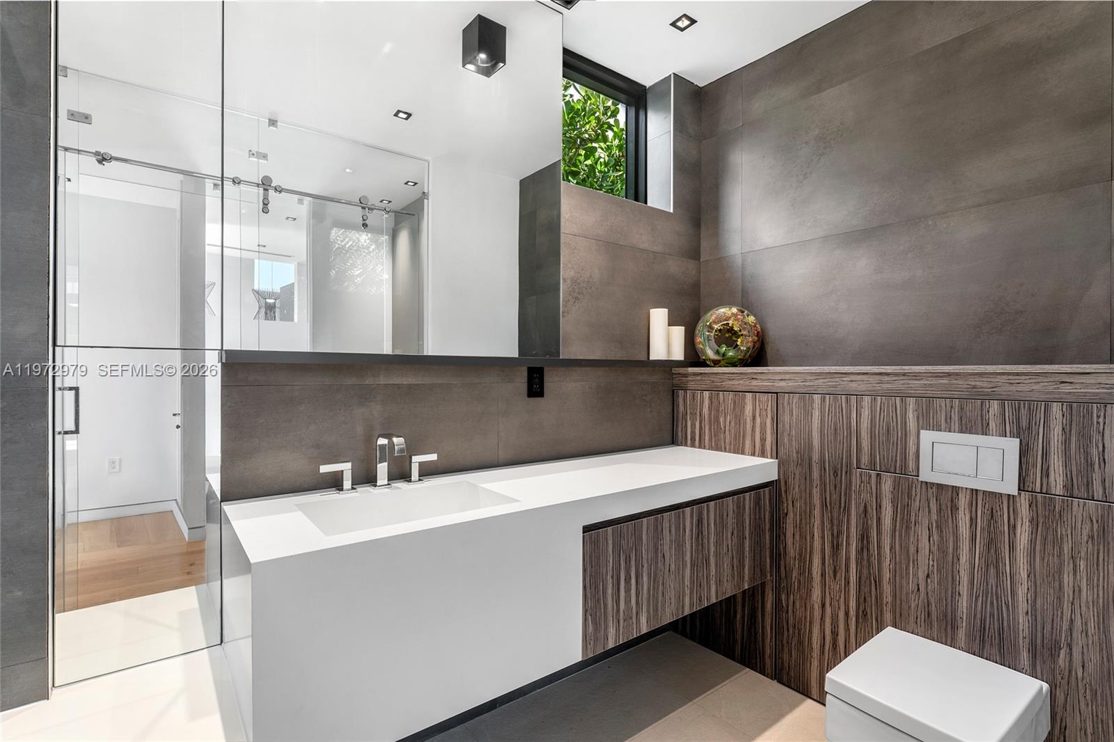 BAY CREST SEC 3 - Residential