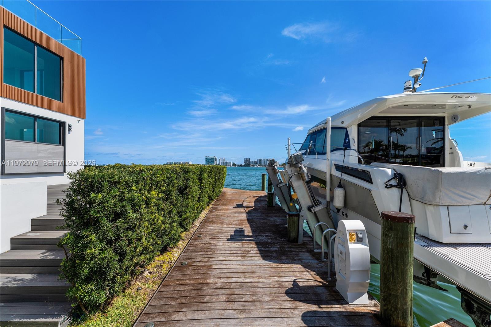 BAY CREST SEC 3 - Residential