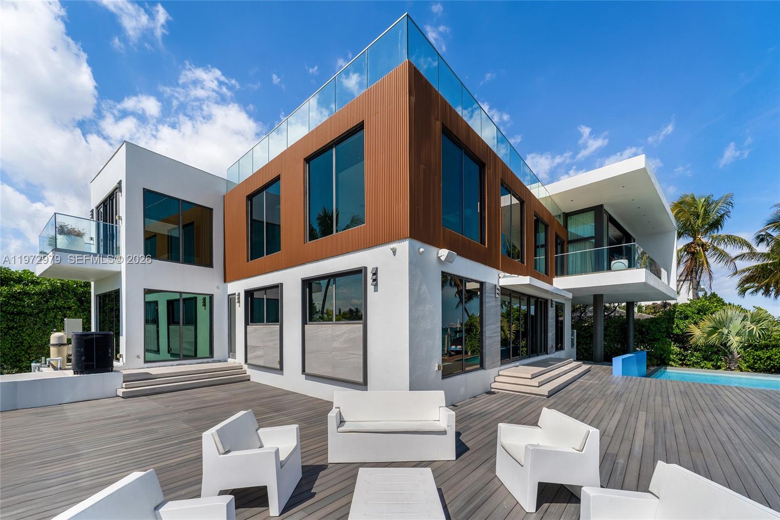 BAY CREST SEC 3 - Residential