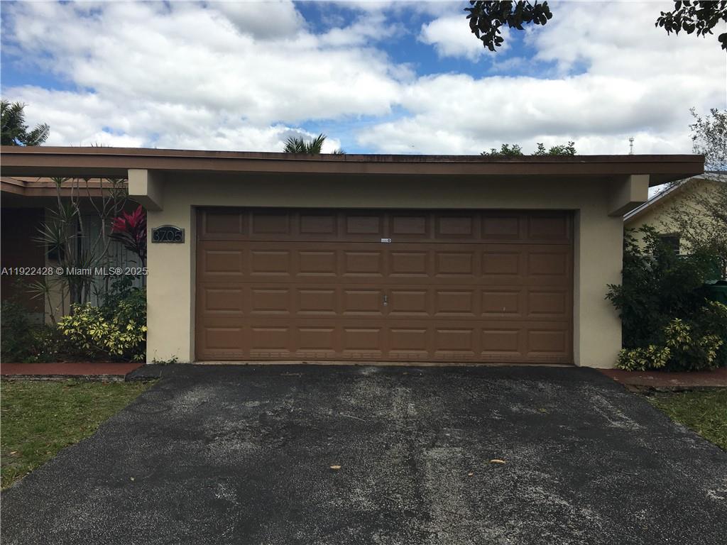 Miramar Isles Sec 5 61-46 - Residential Lease