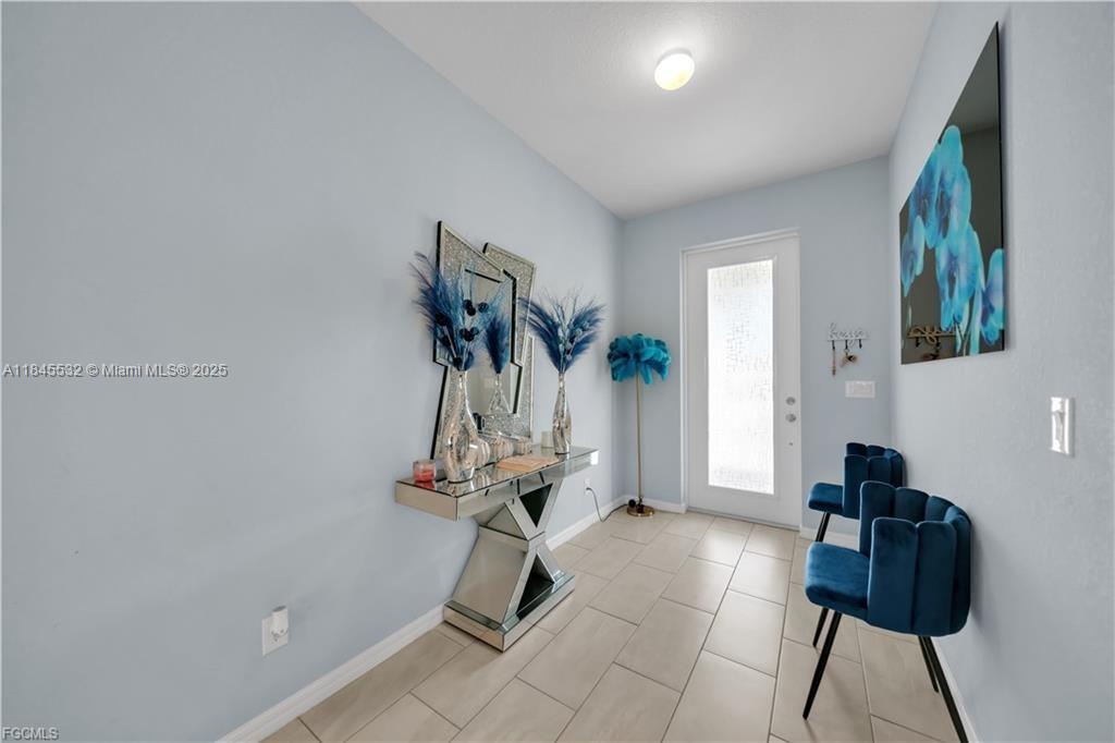 1421 SW 13th TER