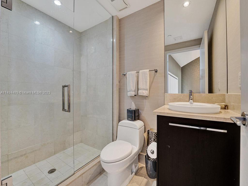 JADE OCEAN CONDO - Residential Lease