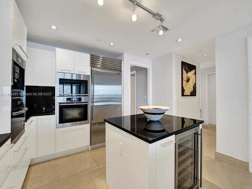 JADE OCEAN CONDO - Residential Lease