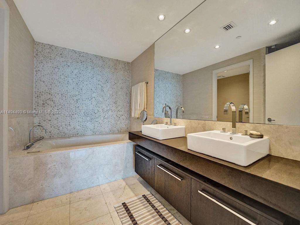 JADE OCEAN CONDO - Residential Lease